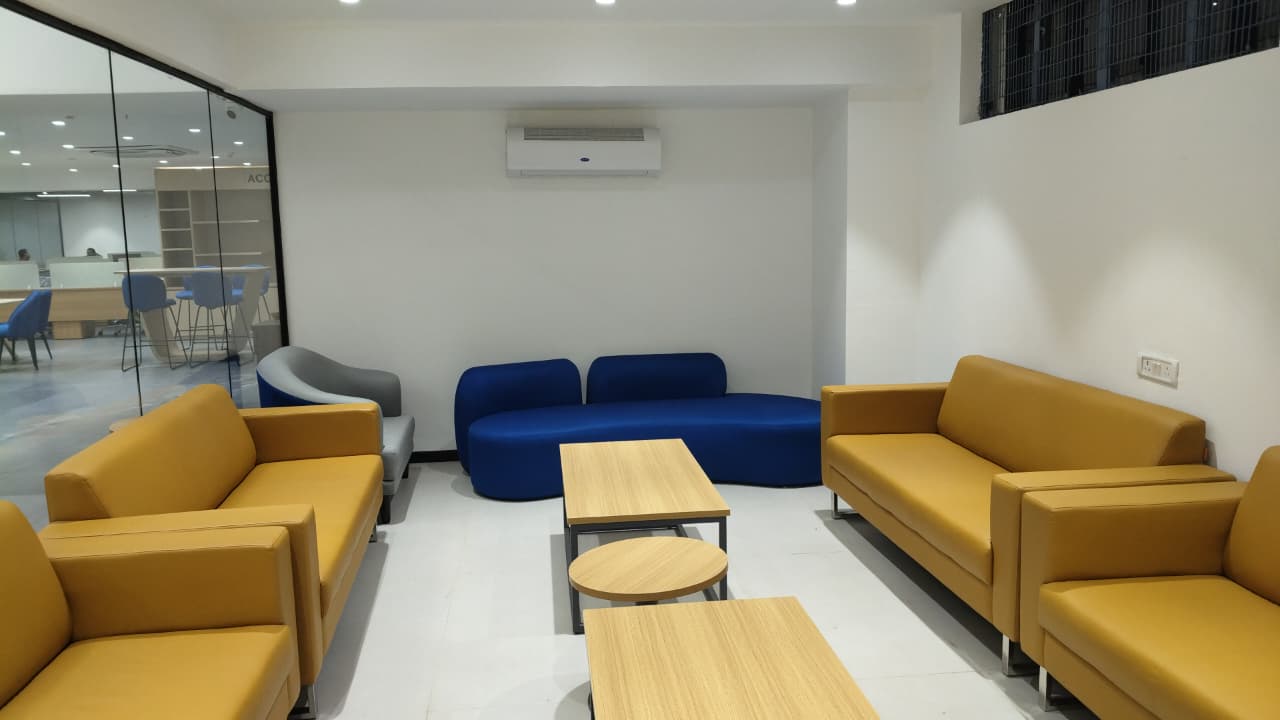 A well desgined waiting area with beautiful furniture